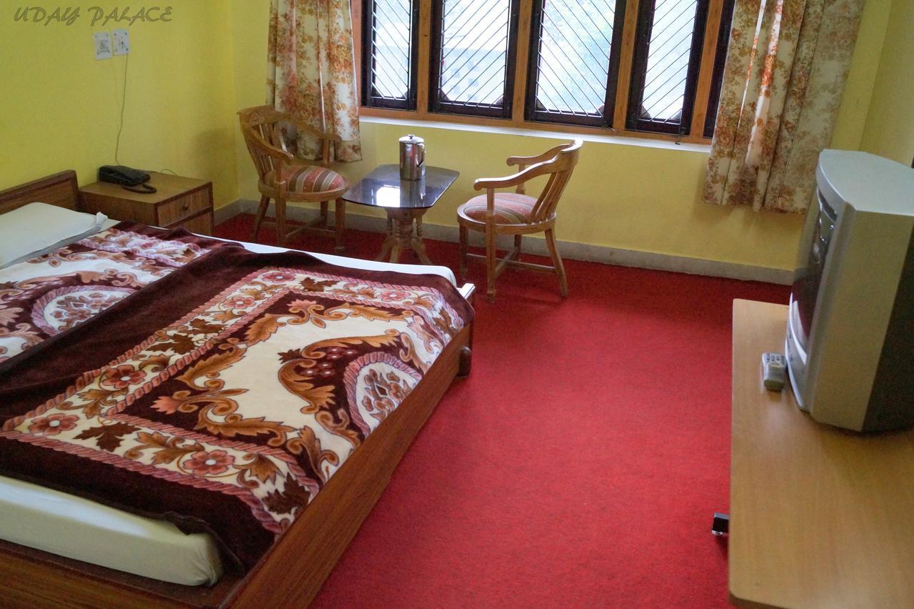 Hotel Uday Palace Pipalkoti Eksteriør billede